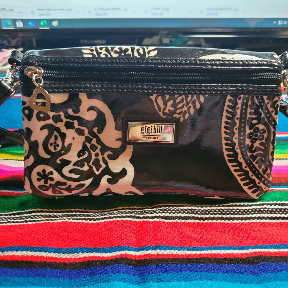 Gigi Hill Crossbody or Clutch Blk/Wt